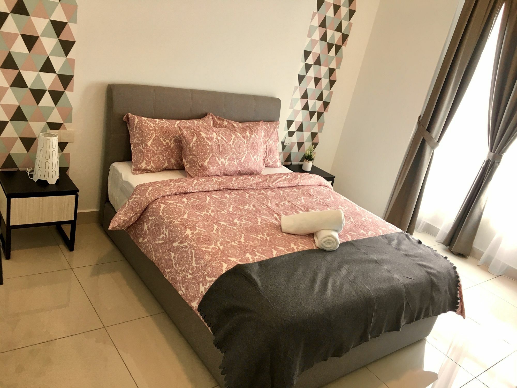 Pinnacle Tower Apartment Stay By Feel Suites Johor Bahru Ngoại thất bức ảnh
