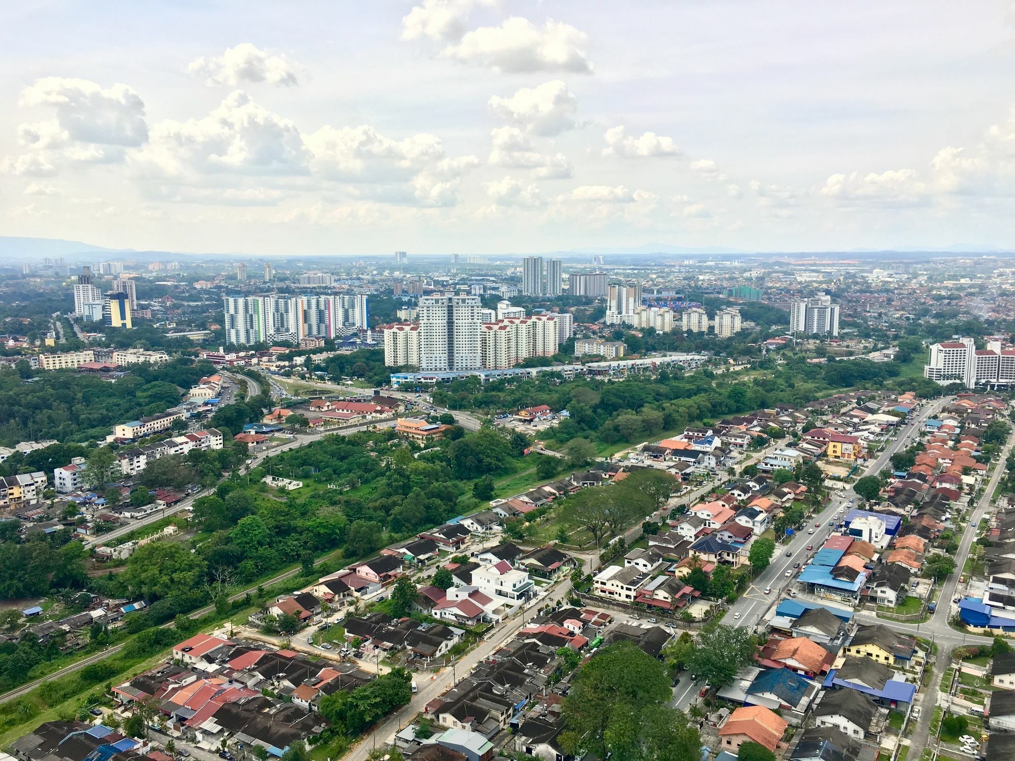 Pinnacle Tower Apartment Stay By Feel Suites Johor Bahru Ngoại thất bức ảnh